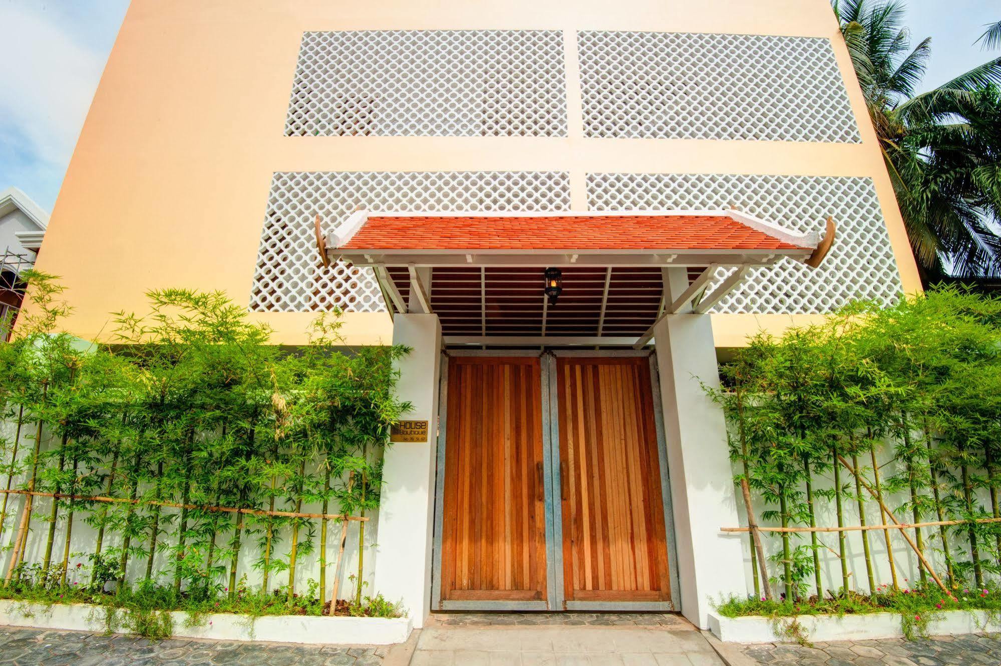 House Boutique Eco Hotel Phnom Penh Exterior photo