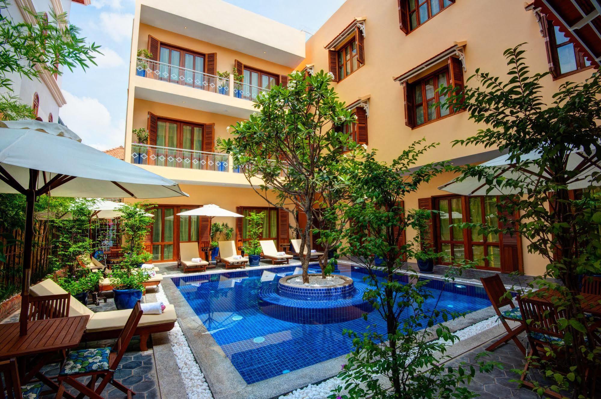 House Boutique Eco Hotel Phnom Penh Exterior photo